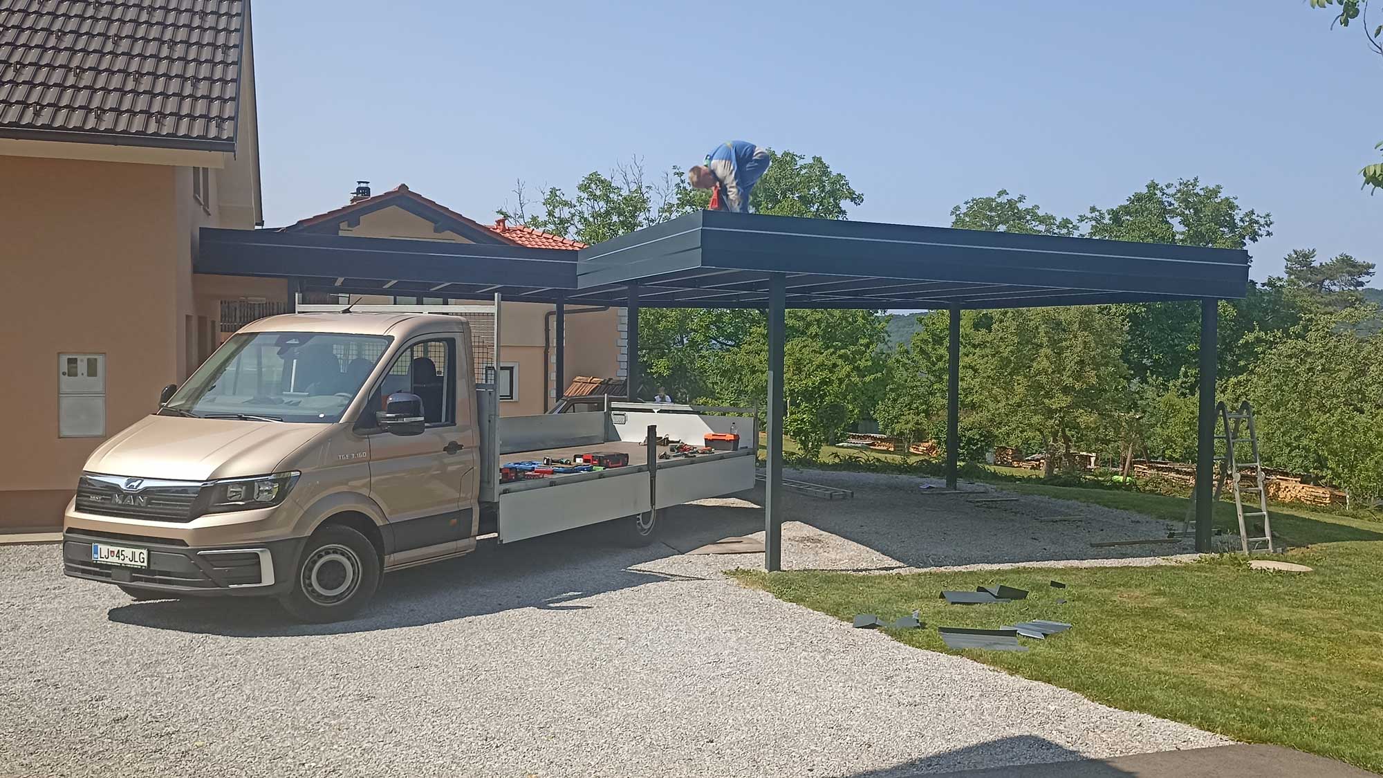 Kovinski nadstreški - banner